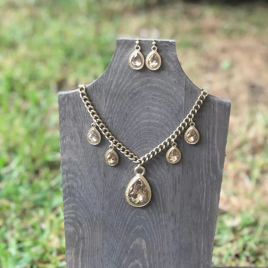 Amanda Necklace - amore jewelers STORE